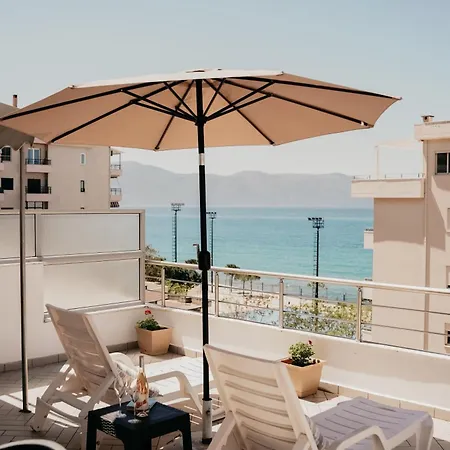 Apartament Lungomare Seaview Penthouse - By Eka Luxury Wlora