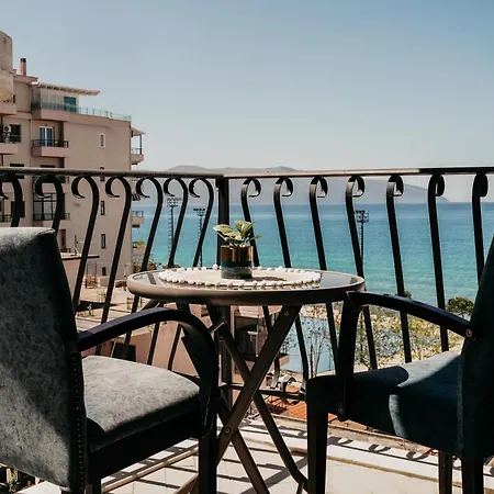 Lungomare Seaview Penthouse - By Eka Luxury Apartament *
