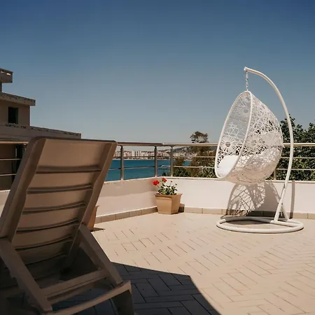 Lungomare Seaview Penthouse - By Eka Luxury Apartament