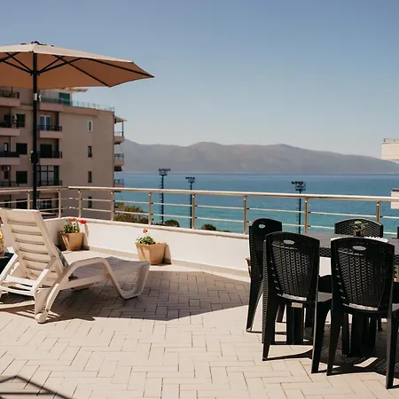 Lungomare Seaview Penthouse - By Eka Luxury