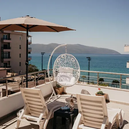 Apartament Lungomare Seaview Penthouse - By Eka Luxury