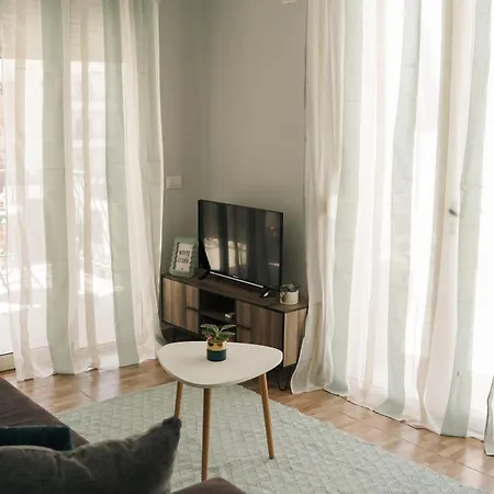 Lungomare Seaview Penthouse - By Eka Luxury Apartament *